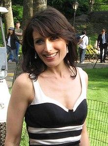 General knowledge about Lisa Edelstein