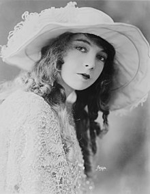 General knowledge about Lillian Gish
