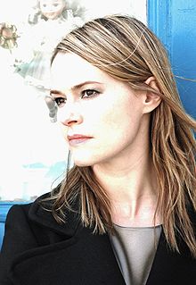 General knowledge about Leisha Hailey