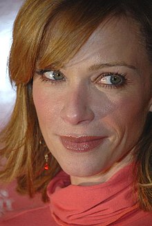 General knowledge about Lauren Holly