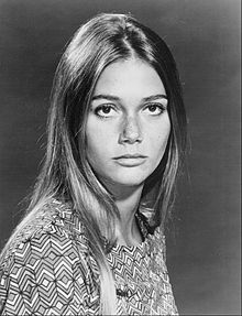 General knowledge about Peggy Lipton