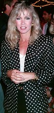 General knowledge about Donna Mills