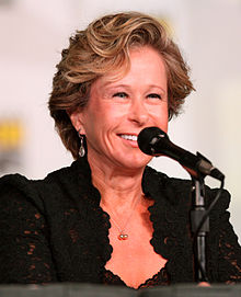 General knowledge about Yeardley Smith