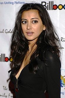 General knowledge about Noureen DeWulf
