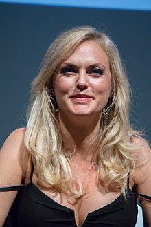 General knowledge about Elaine Hendrix