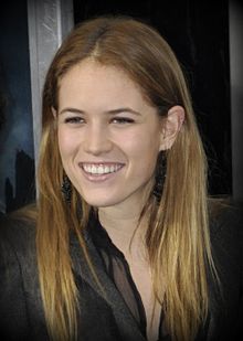 General knowledge about Cody Horn