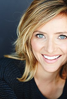 General knowledge about Christine Lakin