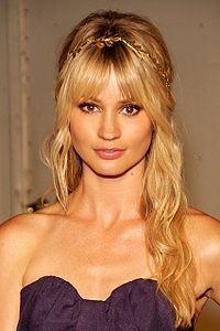 General knowledge about Cameron Richardson