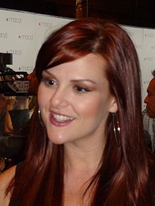 General knowledge about Sara Rue