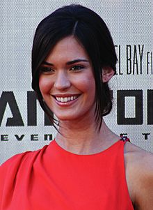 General knowledge about Odette Annable
